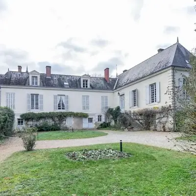 Domaine XVIIIe avec piscine & parc