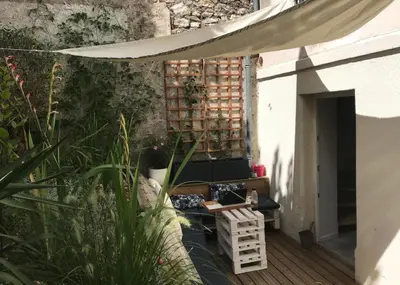 Jardin de l'établissement L'Appartement Buffon - Coeur de Tours