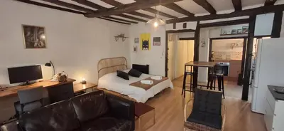 Un ou plusieurs lits dans un hébergement de l'établissement Studio équipé - Vieux Tours - Quartier des Halles
