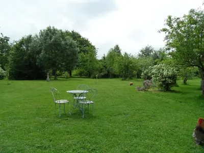 Jardin de l'établissement Le Paradis de bois guyon