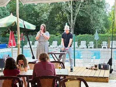 Clients de l'établissement Mobil-home spacieux avec terrasse – 6 personnes - API-1-52-1216