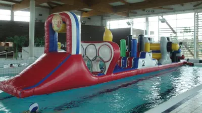 Piscine de l'établissement Le Bretonneau Ledru Rollin ou située à proximité