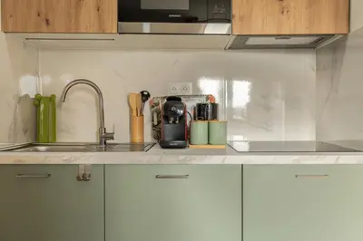 Cuisine ou kitchenette dans l'établissement 302 Chanzy - Jungle Chic - T1 Dépaysant - Centre