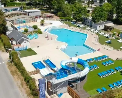 Piscine de l'établissement Mobilhome proche zoo Beauval 6 à 8 places ou située à proximité