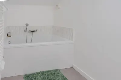 Salle de bains dans l'établissement Le Saphir - Wifi - Parking - Le Mans