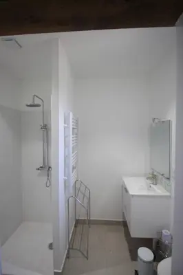 Salle de bains dans l'établissement Le Mans - Very comfortable cottage for up to 9