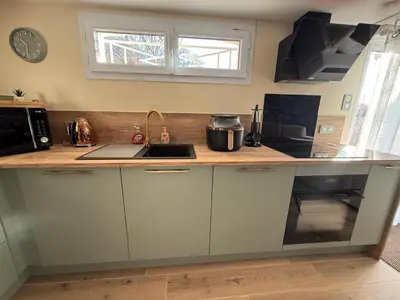 Cuisine ou kitchenette dans l'établissement Serenity's Home