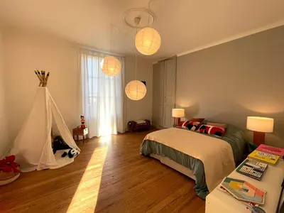 Un ou plusieurs lits dans un hébergement de l'établissement Villa Folies Moderne 3 chambre proche gare