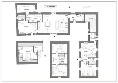 Plan de l'établissement Two Cottages With Stables On Estate In Touraine