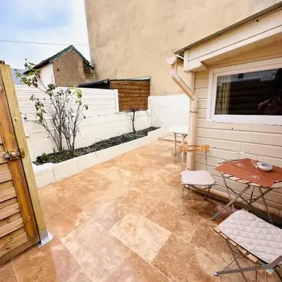 Neuf & haut de gamme Cour privée 5 min Gare