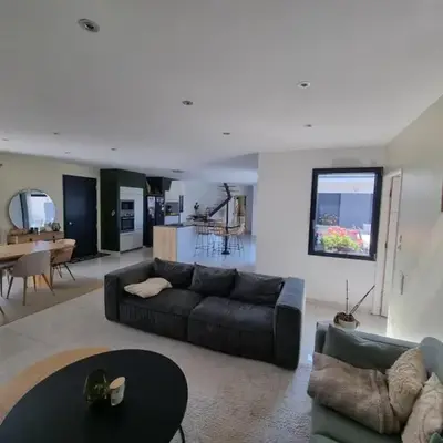 Villa tout confort avec piscine