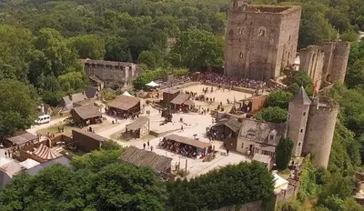 Vue panoramique sur l'établissement Charmant studio neuf sous les toits