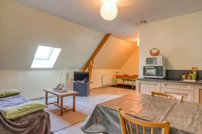 Cuisine ou kitchenette dans l'établissement La Vêquerie - Wifi- Campagne
