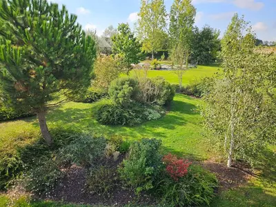 Jardin de l'établissement Entre vignes et Châteaux, Zoo de Beauval, Piscine, WIFI, 4 chambres, 7 lits, 4 sdb