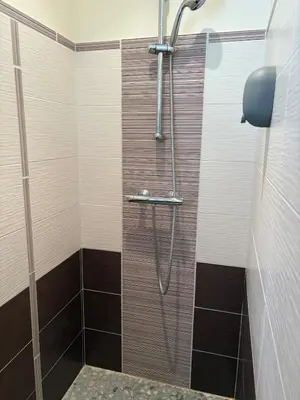 Salle de bains dans l'établissement Le cocon en Sologne, Châteaux, Zoo de Beauval, Piscine, WIFI, 2 chambres, 3 lits, 2 sdb
