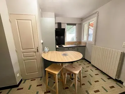 Plan de l'établissement Gîte 4 pers. à Razines avec Parking et Wifi - FR-1-381-647