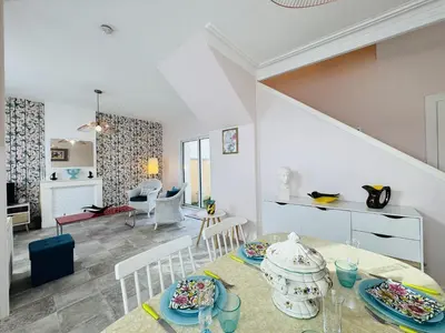 Cuisine ou kitchenette dans l'établissement La Maison de Mahon - Jaures - Tramway - 4p