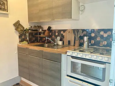 Cuisine ou kitchenette dans l'établissement Gitesdelachapelle 4km Zoo