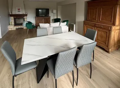 Télévision ou salle de divertissement dans l'établissement Maison 65m2
