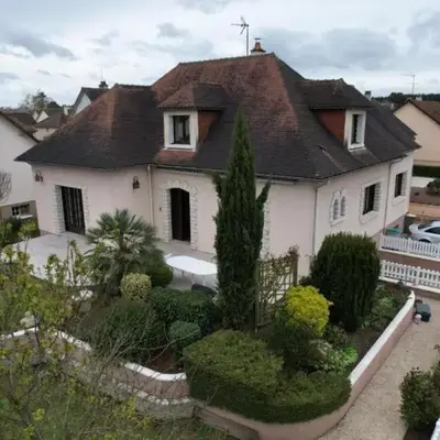 La Changéenne - Maison de charme - 12 pers