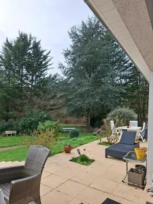Jardin de l'établissement Chambre à l étage chez un particulier