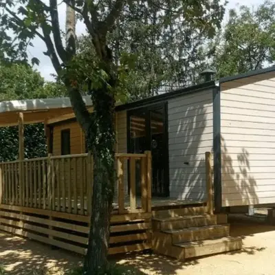 Mobil Home Familial avec Terrasse - 4 Pers. - API-1-52-1731