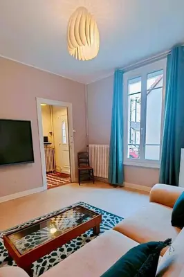 Un ou plusieurs lits dans un hébergement de l'établissement La Maison d Yvré charme et calme près du Mans