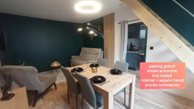 Coin salon dans l'établissement Au 24 a connerre