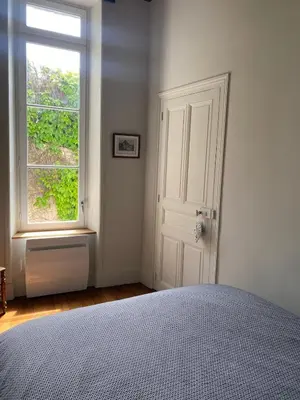 Un ou plusieurs lits dans un hébergement de l'établissement Maison Léopoldine 1 , Quartier Historique