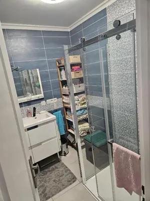 Salle de bains dans l'établissement Logement proche Circuit 24h du Mans