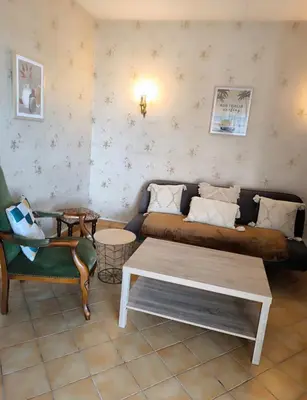 Coin salon dans l'établissement Maison Atypique 5 chambres