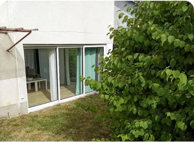Jardin de l'établissement Loft avec Jardin et abri vélo