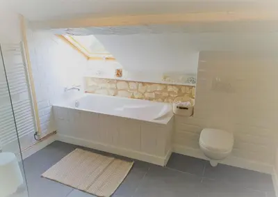 Salle de bains dans l'établissement L'Alouette