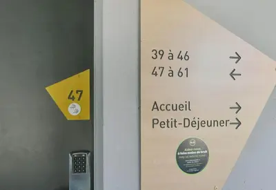 Certificat, récompense, panneau ou autre document affiché dans l'établissement B&B HOTEL Le Mans Sud