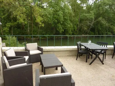 Balcon ou terrasse dans l'établissement Moulin de la Chevriere