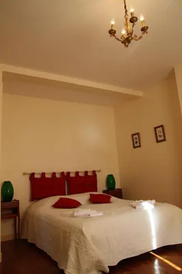 Un ou plusieurs lits dans un hébergement de l'établissement Aux grilles du Château de Saint-Aignan, à 2km de Beauval, les maisons de Sidonie et Léonard