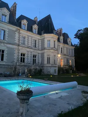 Piscine de l'établissement Château de Saint-Bohaire ou située à proximité