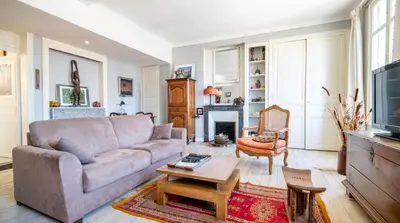 Télévision ou salle de divertissement dans l'établissement Appartement confortable à Saumur de 105 m²
