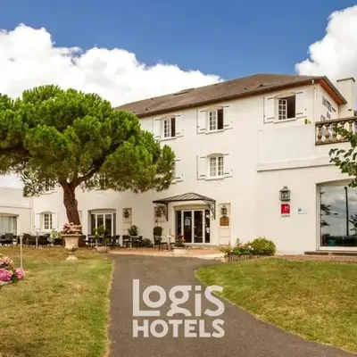 Logis Hôtel Restaurant des Châteaux