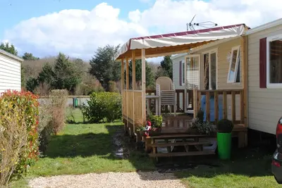 Jardin de l'établissement Dugny-Mobil home