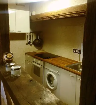 Cuisine ou kitchenette dans l'établissement Appart'Tourisme Blois Châteaux de la Loire
