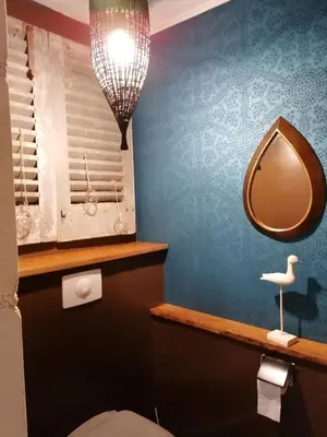 Salle de bains dans l'établissement Aquarelle