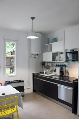 Cuisine ou kitchenette dans l'établissement La Garzette