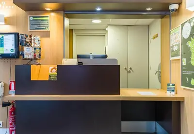 Hall ou réception de l'établissement B&B HOTEL Tours Nord 1 Val de Loire