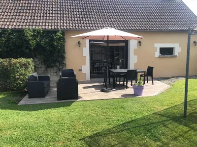 Jardin de l'établissement Aux Jardins De La Guyonnière Gîte 2 à 13 personnes