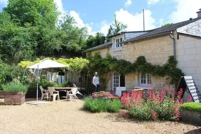 Jardin de l'établissement Gite 4* L'Orée des Fleurs