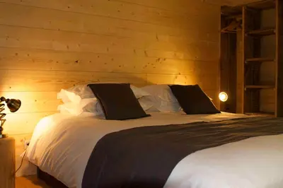 Un ou plusieurs lits dans un hébergement de l'établissement Ecolodges de Loire & Spa