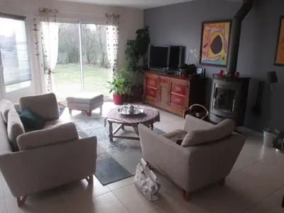 Télévision ou salle de divertissement dans l'établissement Chambre d'hôtes du Haut Chemin