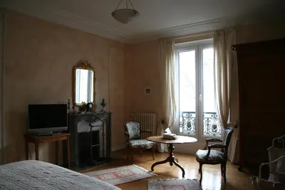 Télévision ou salle de divertissement dans l'établissement Chambres d'hôtes Le Clos d'Hauteville