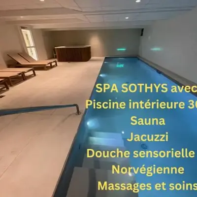 Kyriad Saumur Hyper Centre Hôtel